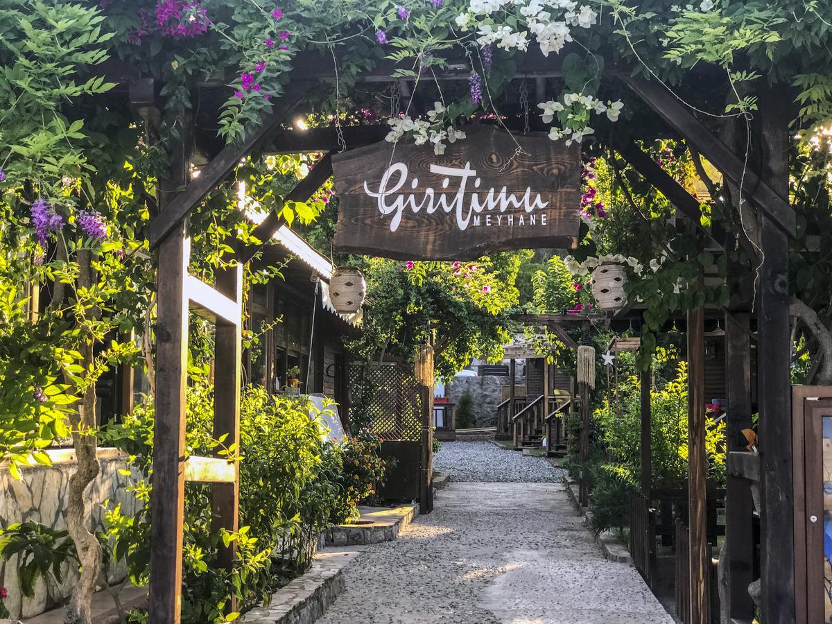 Giritimu Evleri Bed & Breakfast เซลิมิเย ภายนอก รูปภาพ